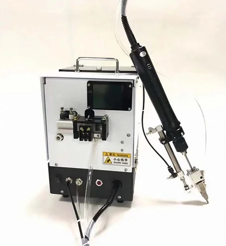 self-feeding screwdriver set